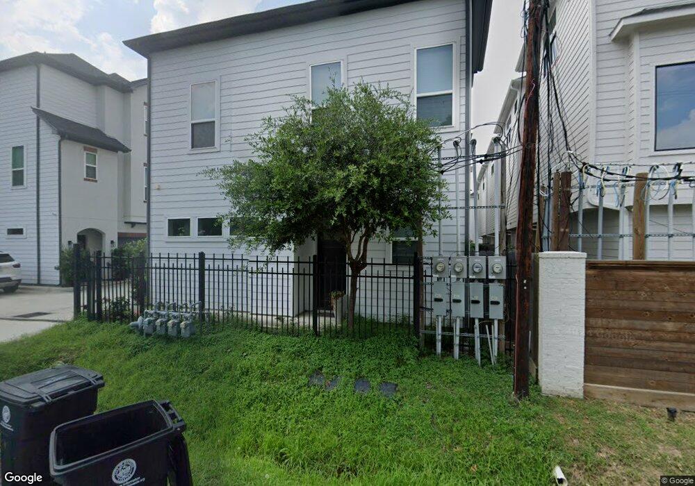 846 Wakefield Dr unit E, Houston, TX 77018 - photo 1