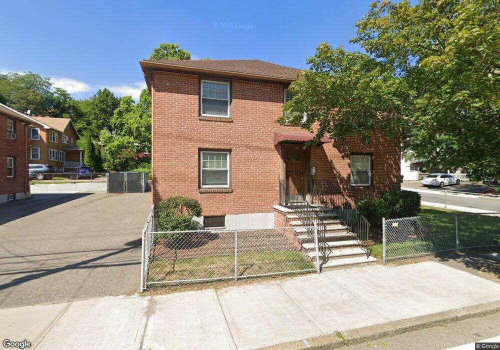 95 Copeland St unit 1, Quincy, MA 02169 - photo 1