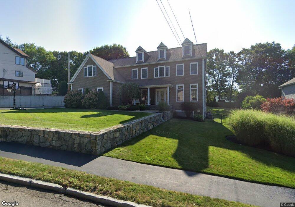 182 Harrington Rd, Waltham, MA 02452 - photo 1