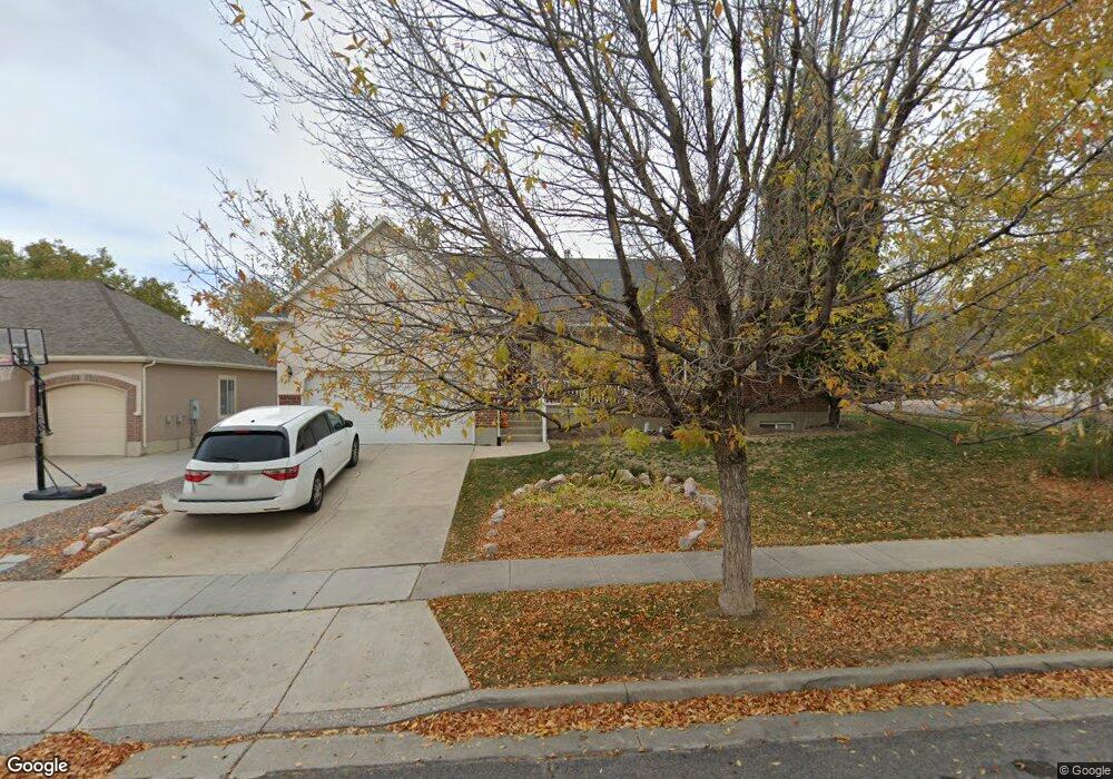 872 W 2100 S, Woods Cross, UT 84087 - photo 1