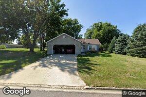 100 S Maple Rd, Cleghorn, IA 51014