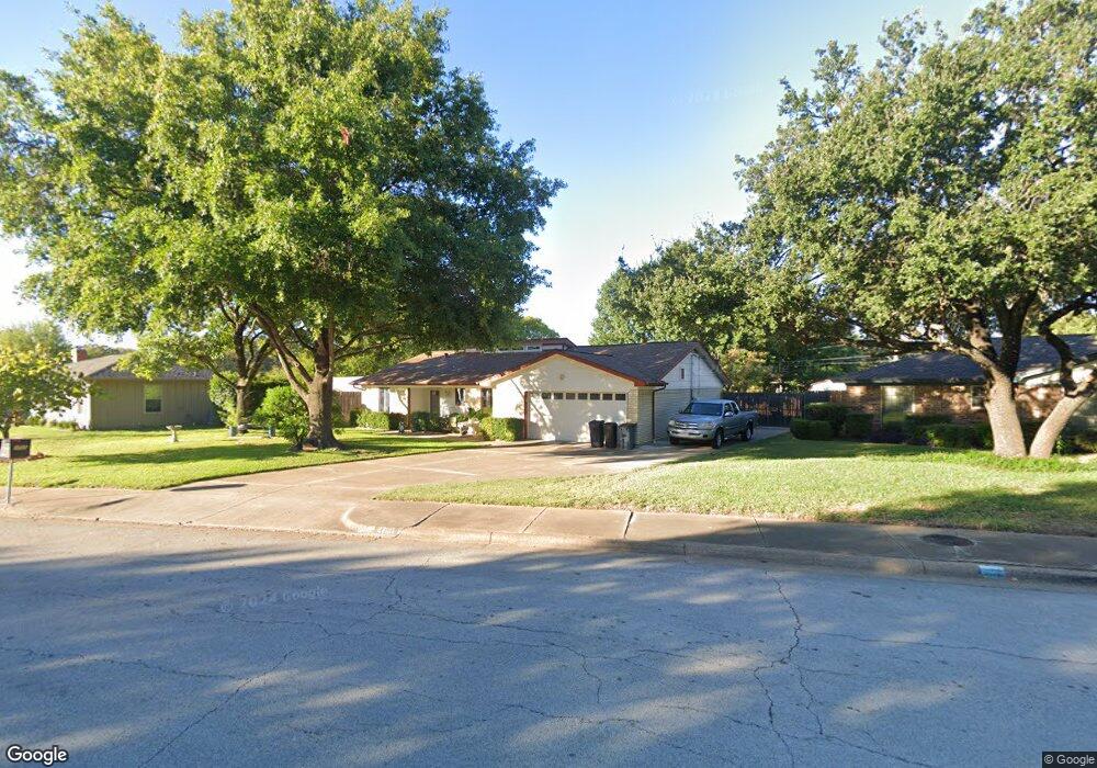 2705 Prestondale Dr, Hurst, TX 76054 - photo 1