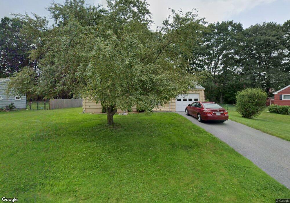 47 Mount View Dr, Holden, MA 01520 - photo 1