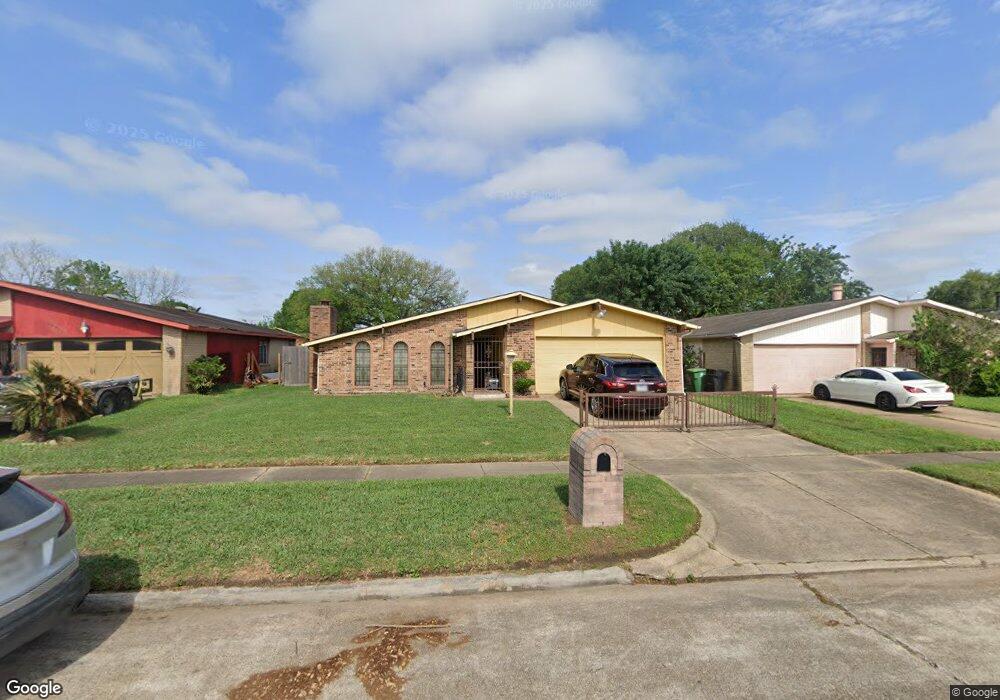 15914 Lenclaire Dr, Houston, TX 77053 - photo 1