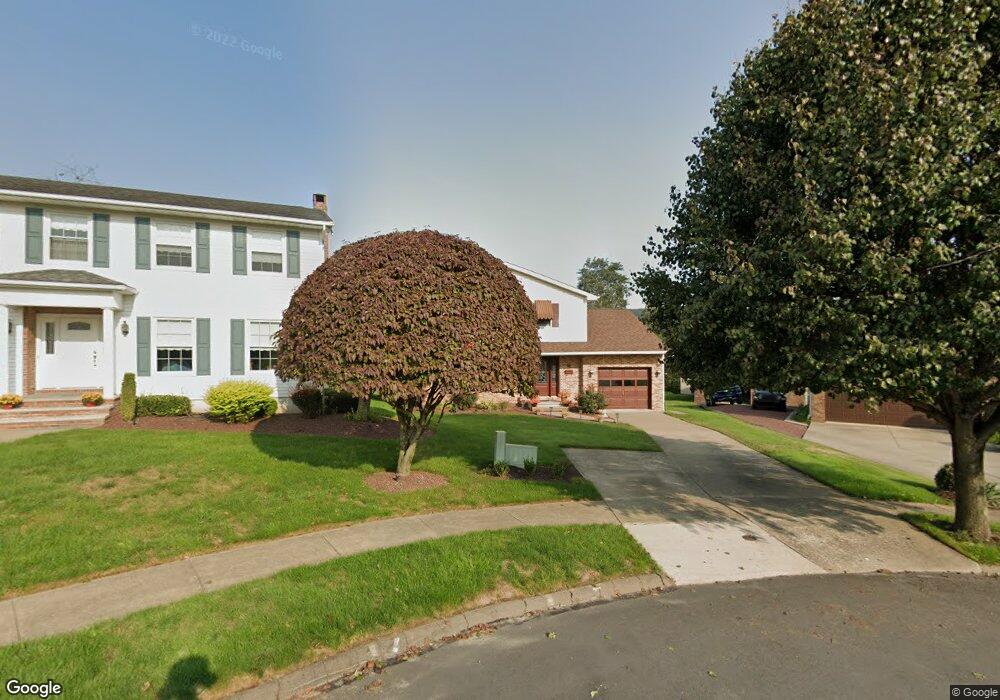 17 Amherst Park, Scranton, PA 18504 - photo 1