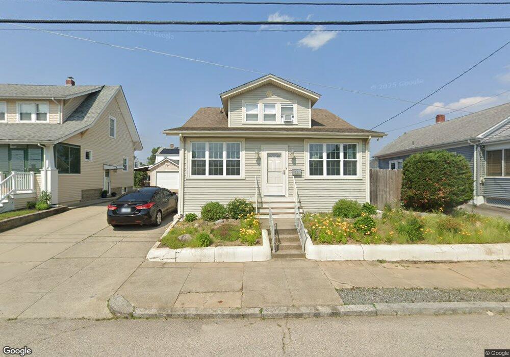 15 Ausdale Rd, Cranston, RI 02910 - photo 1