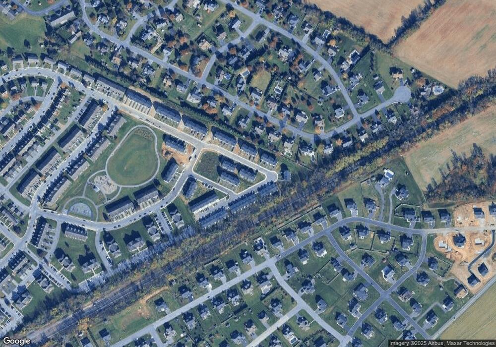 3024 Clinton Ave, Chambersburg, PA 17201 - photo 1