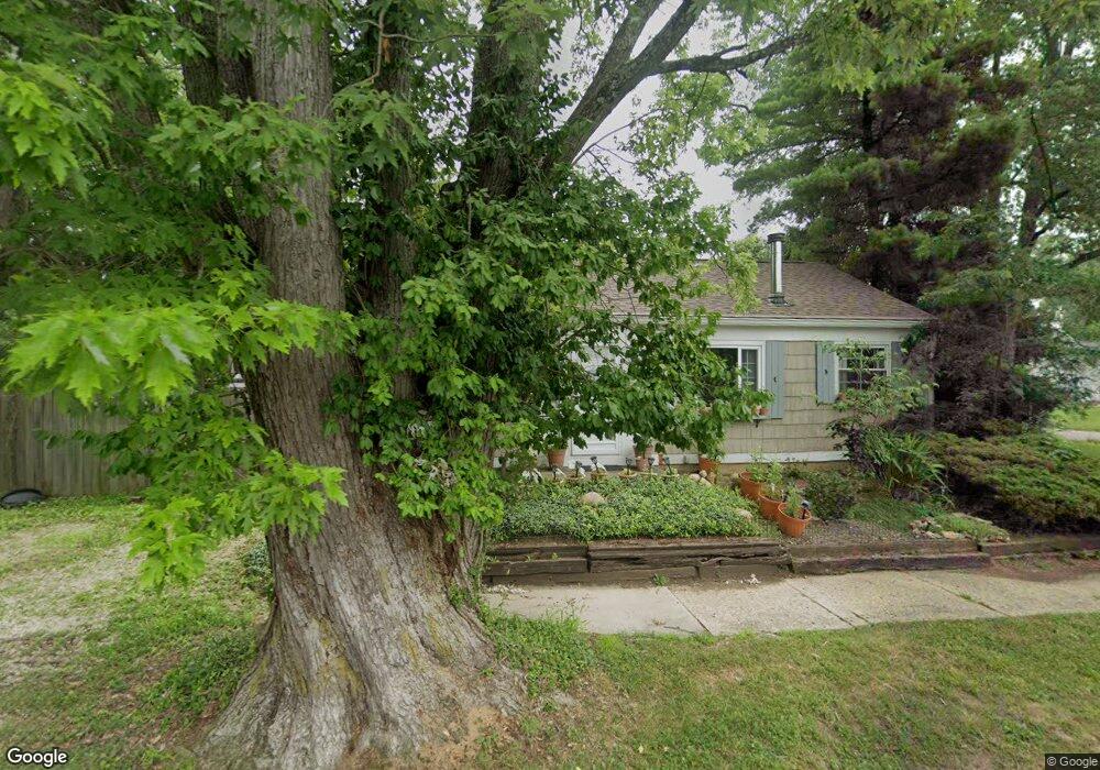 242 E Beaumont Rd, Columbus, OH 43214 - photo 1