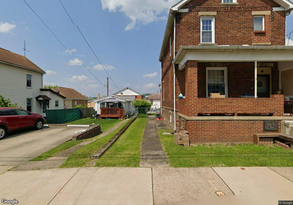 325 Sycamore St, Vandergrift, PA 15690 - photo 1