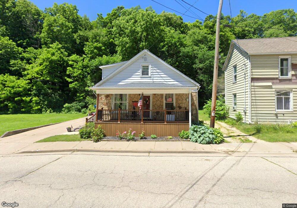 123 S Main St, Potosi, WI 53820 - photo 1