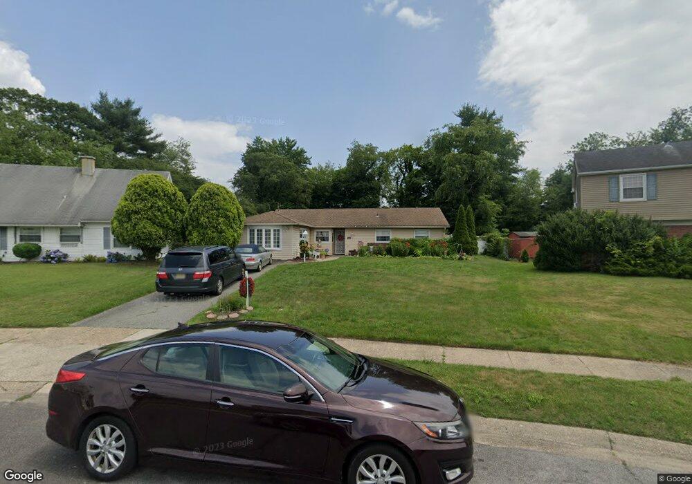 42 Southampton Dr, Willingboro, NJ 08046 - photo 1