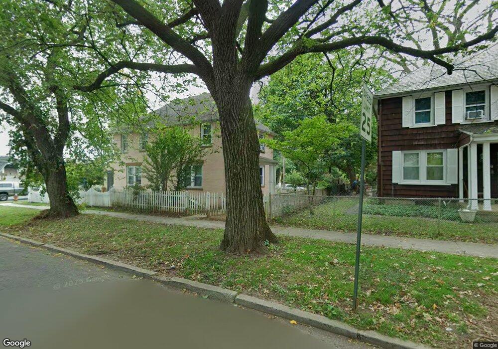 4 Mitchell Ave, New Brunswick, NJ 08901 - photo 1