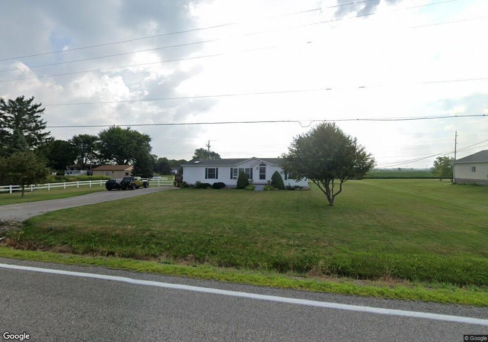 2545 S Mackinaw Rd, Kawkawlin, MI 48631 - photo 1