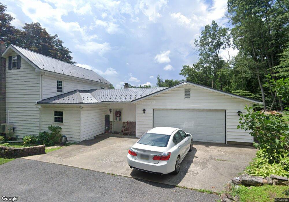 817 W Broad St, Williamstown, PA 17098 - photo 1