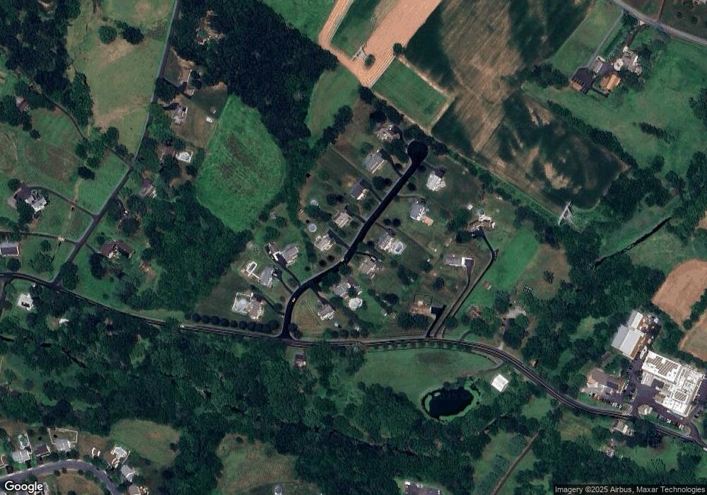 98 Indian Field Ln, Telford, PA 18969 - photo 1