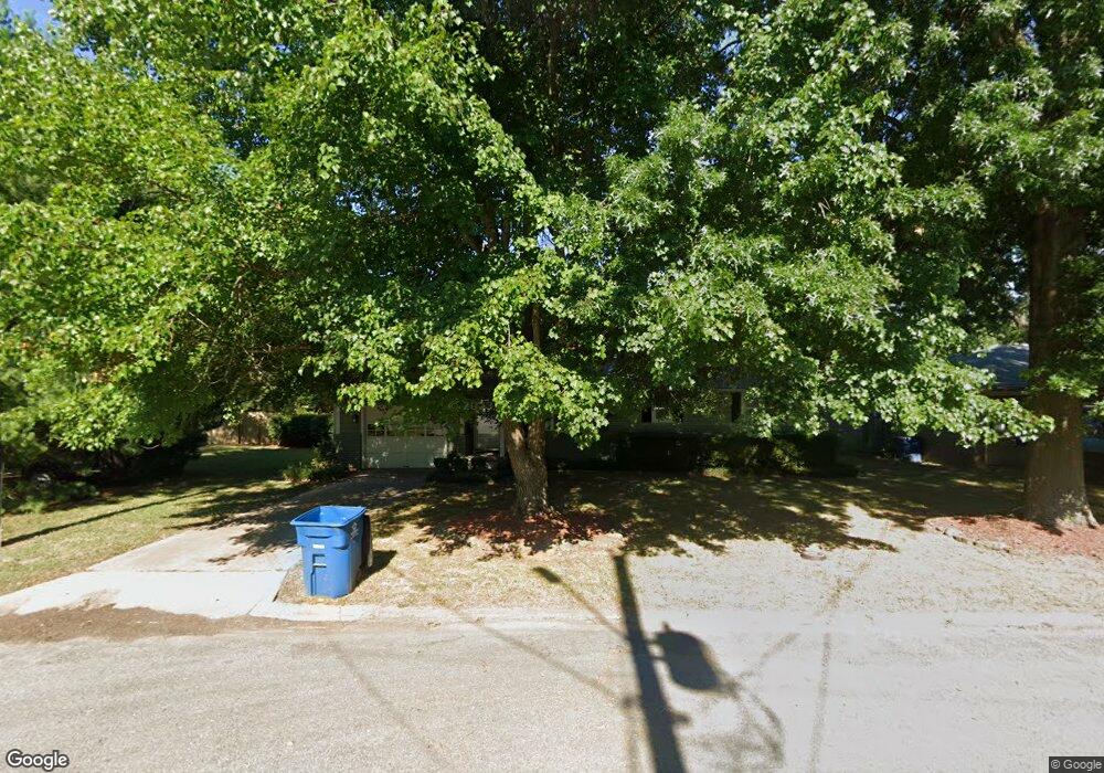 326 Crestview Dr, Bentonville, AR 72712 - photo 1