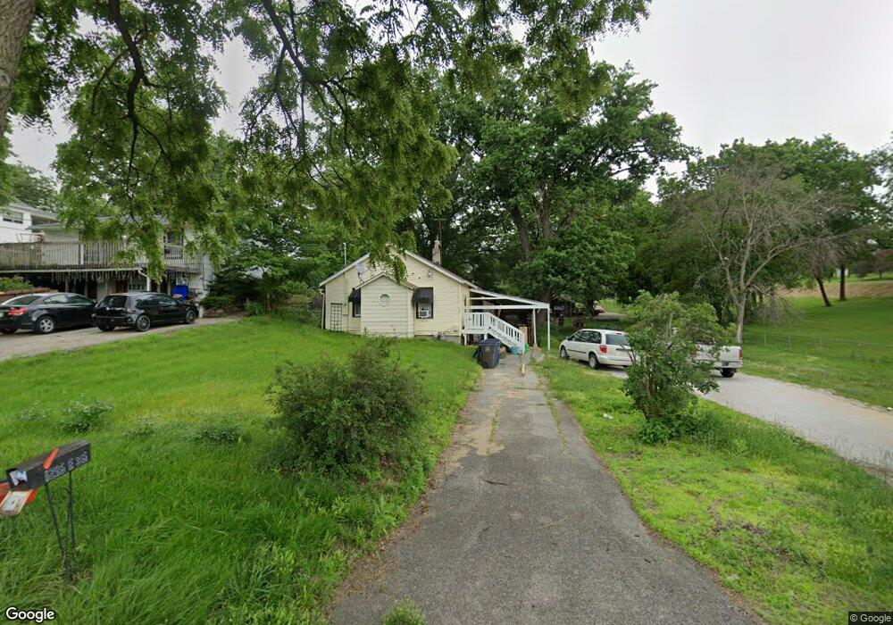 1215 E 35th St, Des Moines, IA 50317 - photo 1