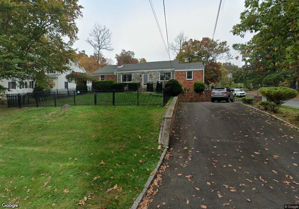 26 Sycamore Ave, Livingston, NJ 07039 - photo 1