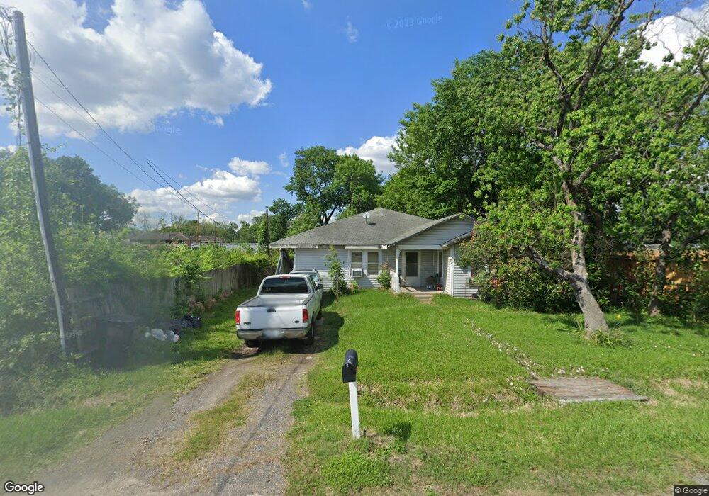 301 Noras Ln, Houston, TX 77022 - photo 1