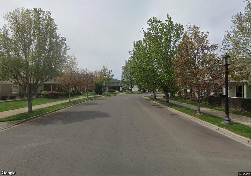 1000 Twin Creeks Crossing, Central Point, OR 97502 - photo 1