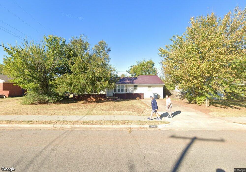 2418 N Bdwy, Shawnee, OK 74804 - photo 1