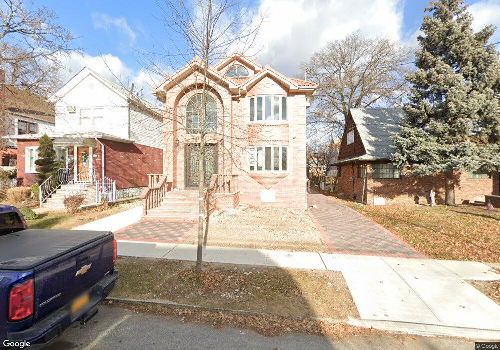 19639 45th Rd, Flushing, NY 11358 - photo 1