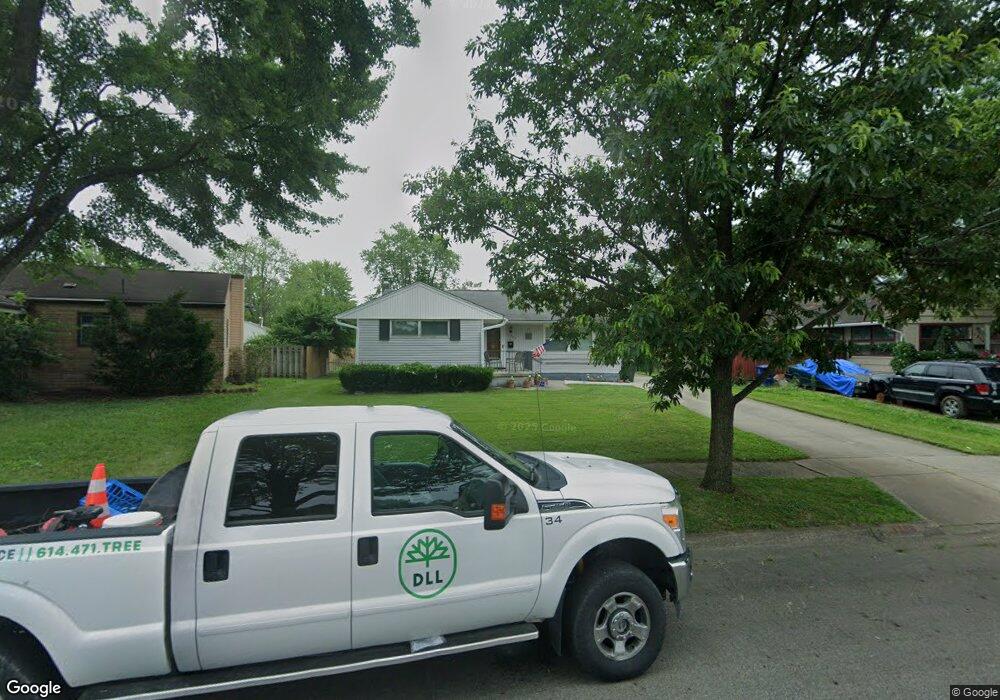 1208 Huntly Dr, Columbus, OH 43227 - photo 1