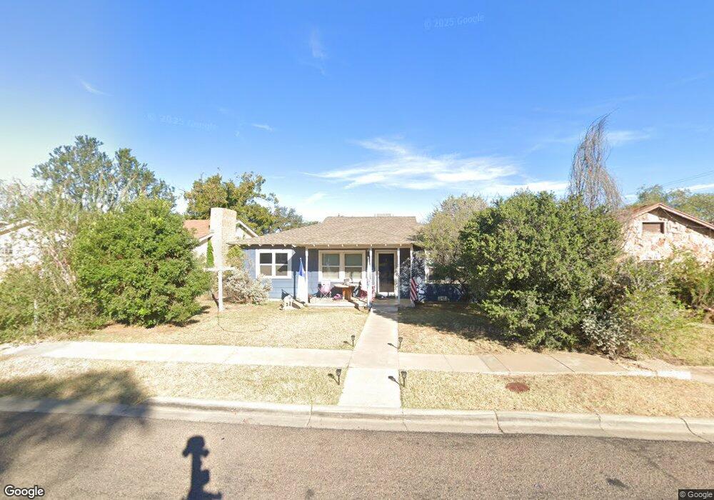 402 Hillside Dr, Big Spring, TX 79720 - photo 1