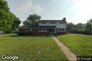 11 Woody Ave, Beardstown, IL 62618