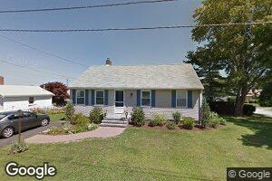 37 Hodgkins St, Gloucester, MA 01930