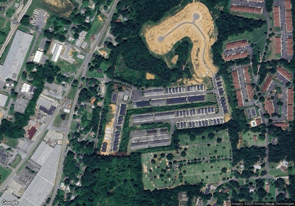 131 Old Mill Dr, Calhoun, GA 30701 - photo 1