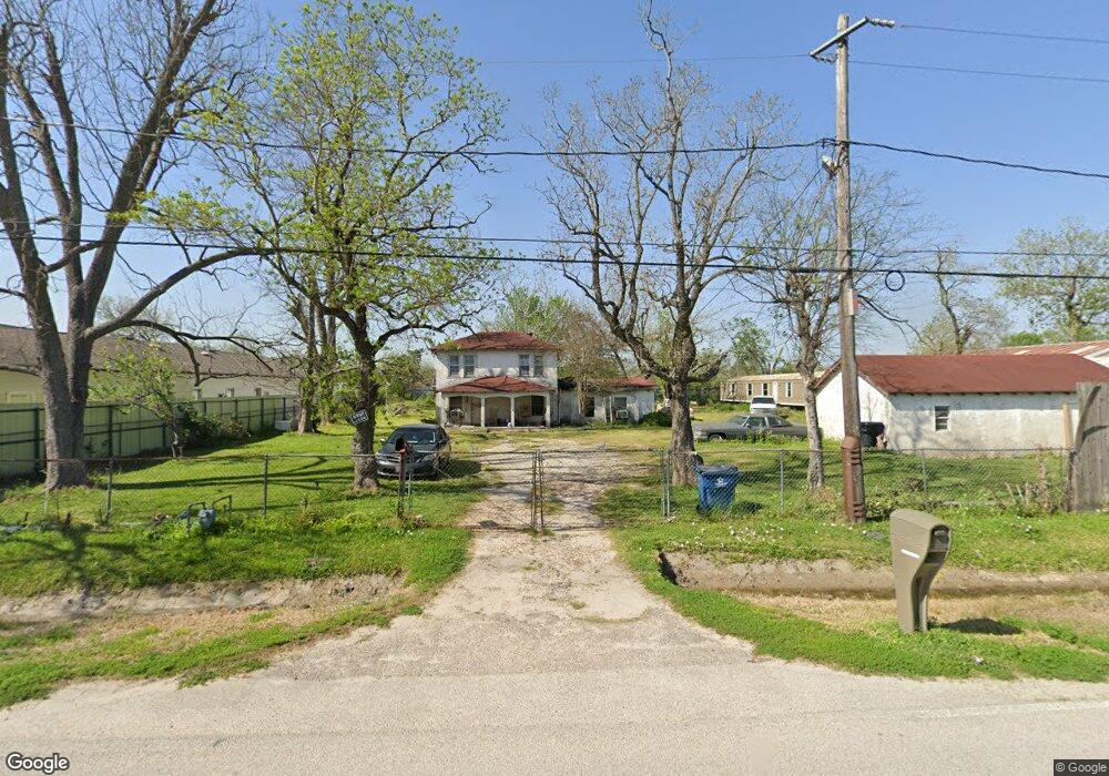 2113 Lone Oak Rd, Houston, TX 77093 - photo 1