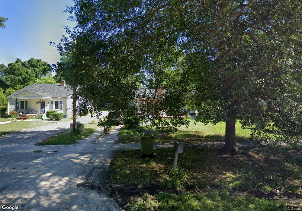 712 Chesnut St, Camden, SC 29020 - photo 1