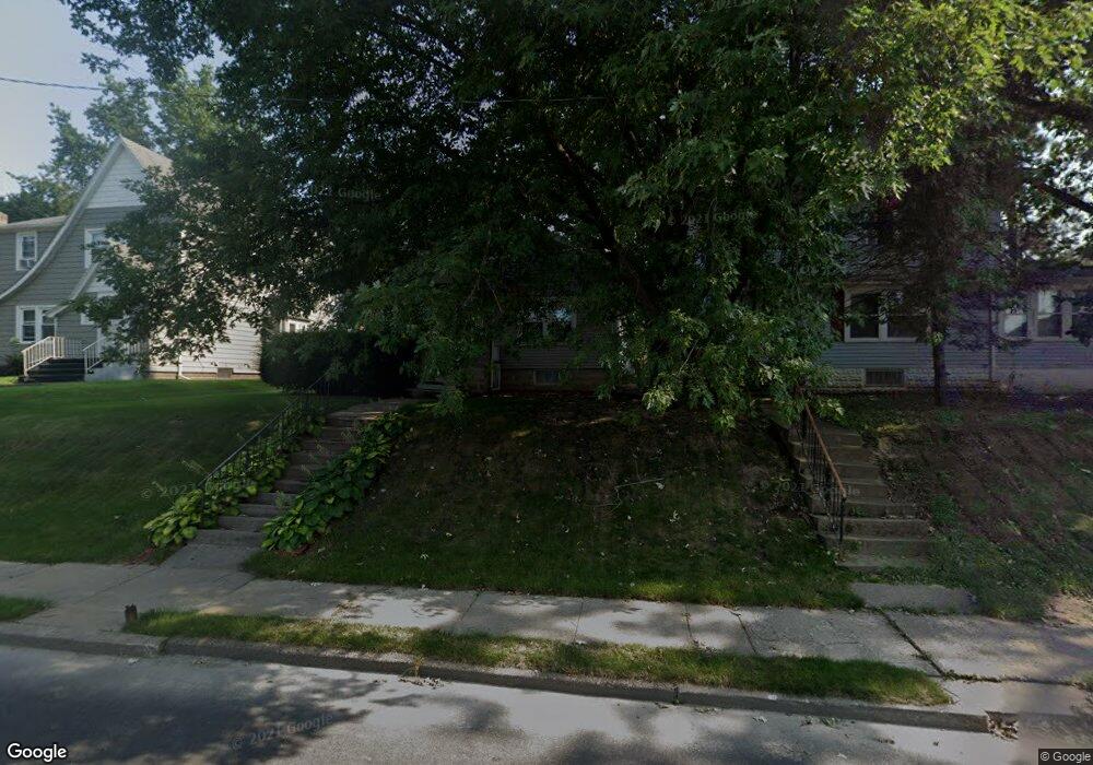 1031 W 16th St, Davenport, IA 52804 - photo 1