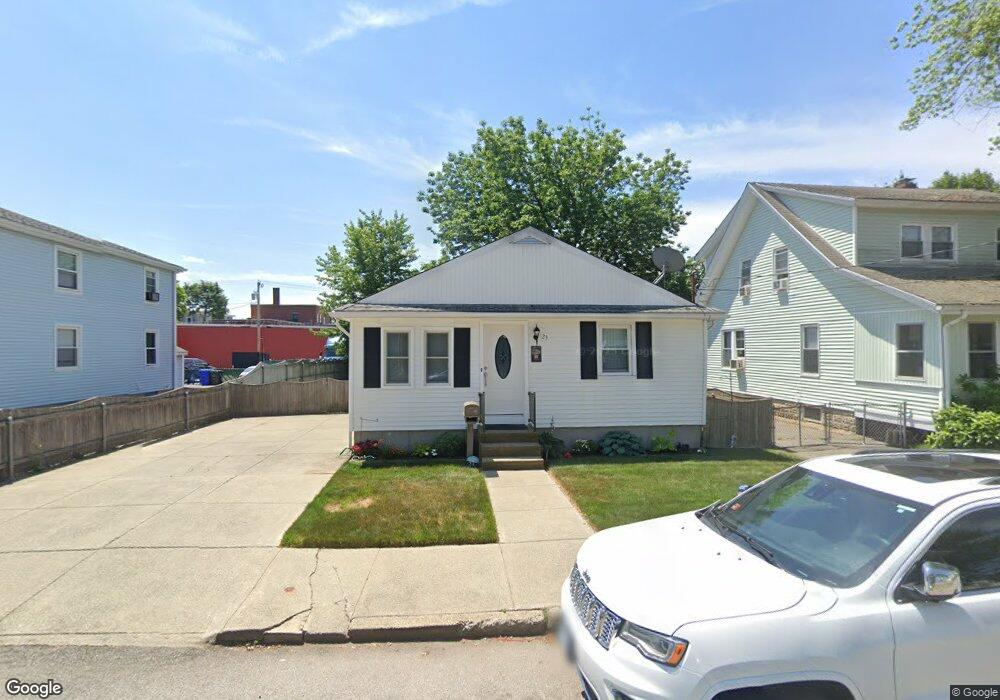 23 Foster St, Pawtucket, RI 02861 - photo 1