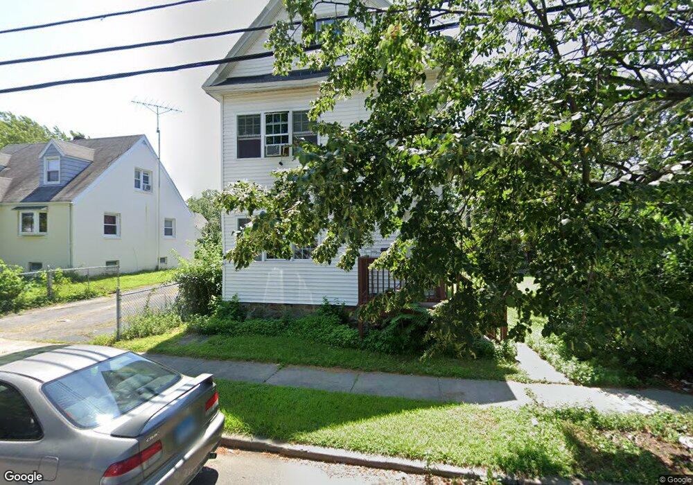 258 Sedgewick Ave, Stratford, CT 06615 - photo 1