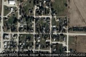 304 E Maple St, Garrison, IA 52229