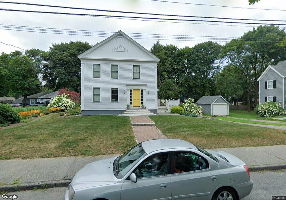 37 Miller St, Medfield, MA 02052 - photo 1