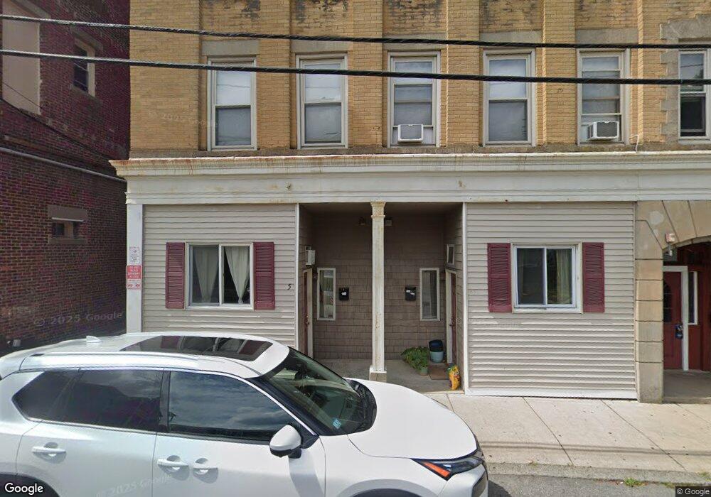 5 Leach St unit 3L, Salem, MA 01970 - photo 1