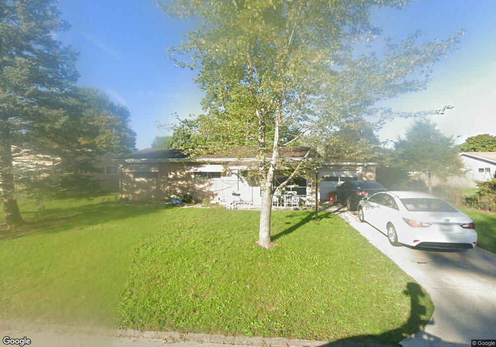 117 N Rauthland Ave, Wapakoneta, OH 45895 - photo 1