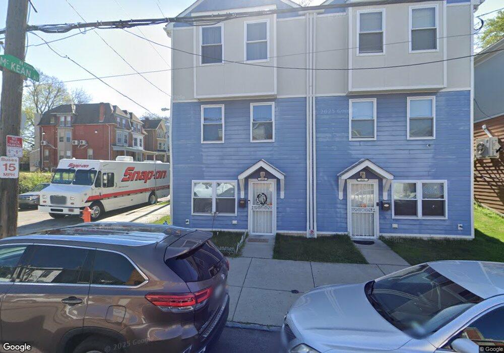 424 W Queen Ln, Philadelphia, PA 19144 - photo 1