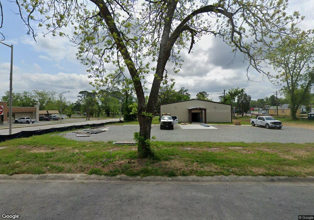 213 E Jessamine St, Fitzgerald, GA 31750 - photo 1