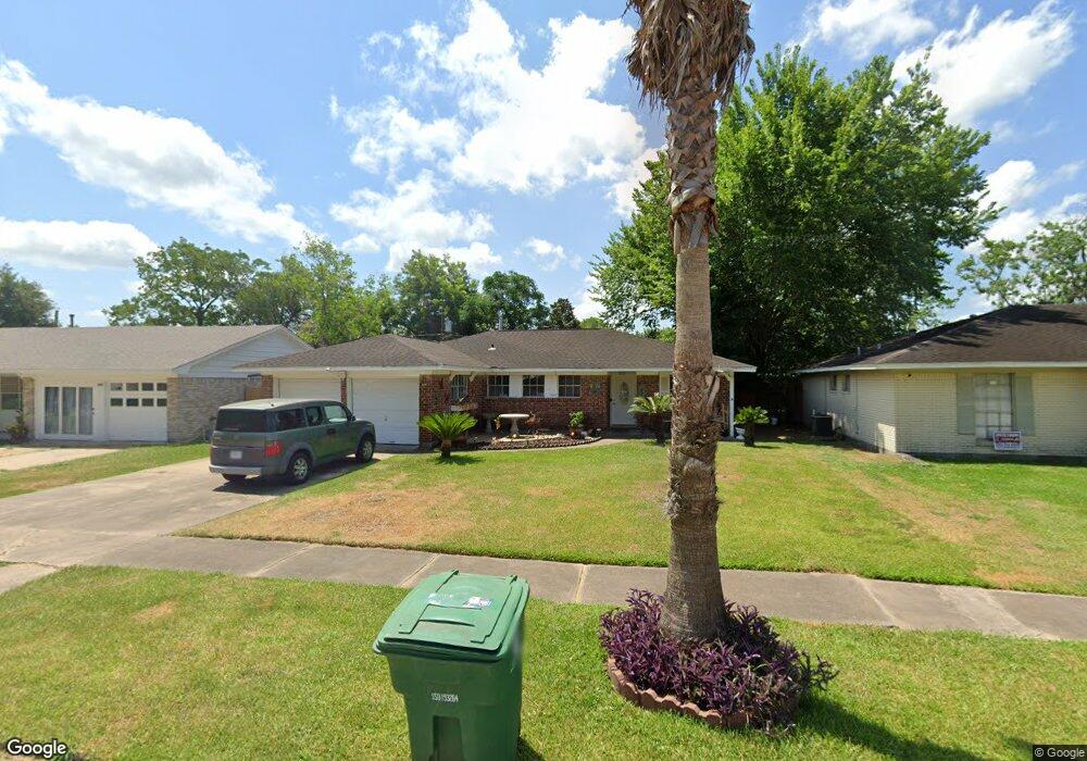 9758 Buena Park Dr, Houston, TX 77089 - photo 1