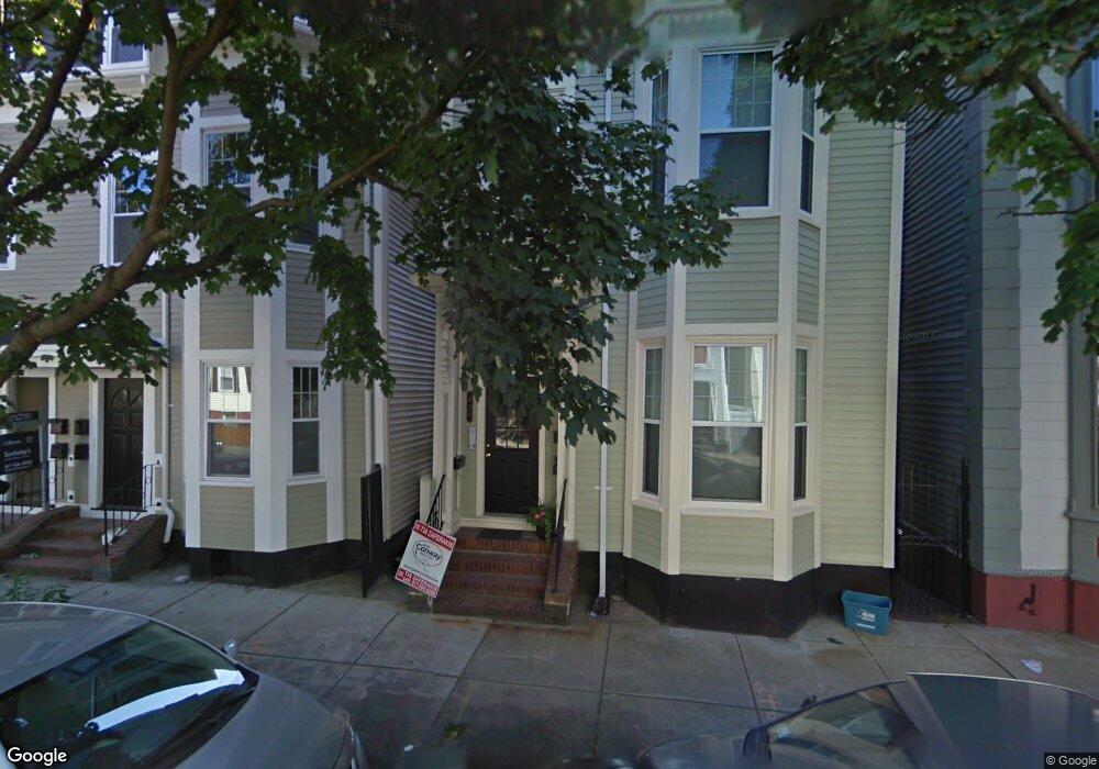 441 W Fourth St unit 2, Boston, MA 02127 - photo 1