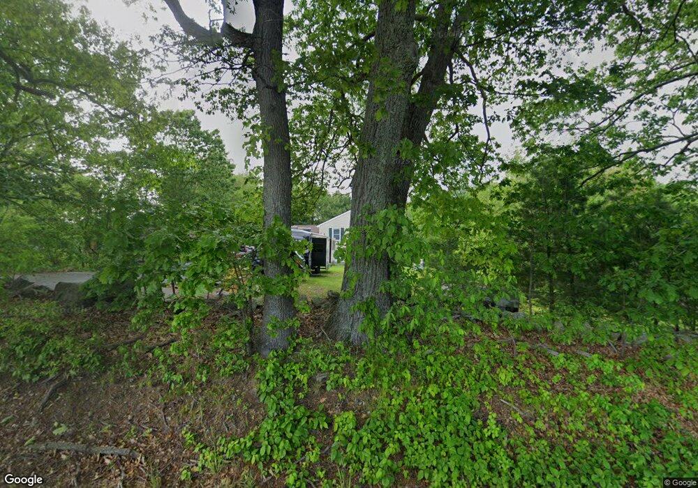 138 Hampstead Rd, Derry, NH 03038 - photo 1