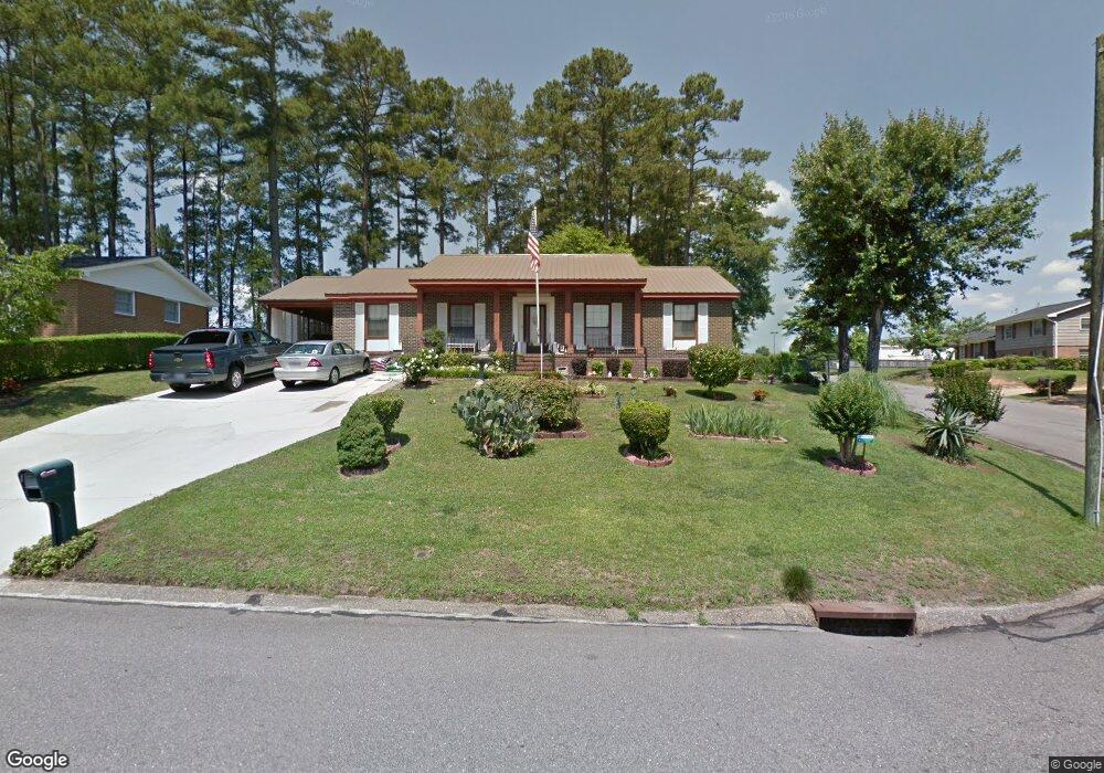 700 Edgehill Rd, Fayetteville, NC 28314 - photo 1