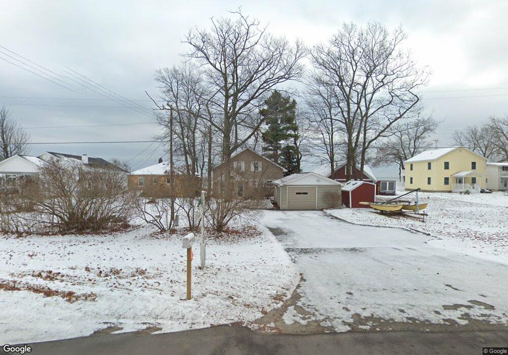 312 N Huron Rd, Au Gres, MI 48703 - photo 1