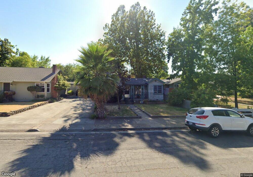 1152 Walnut Ave, Redding, CA 96001 - photo 1