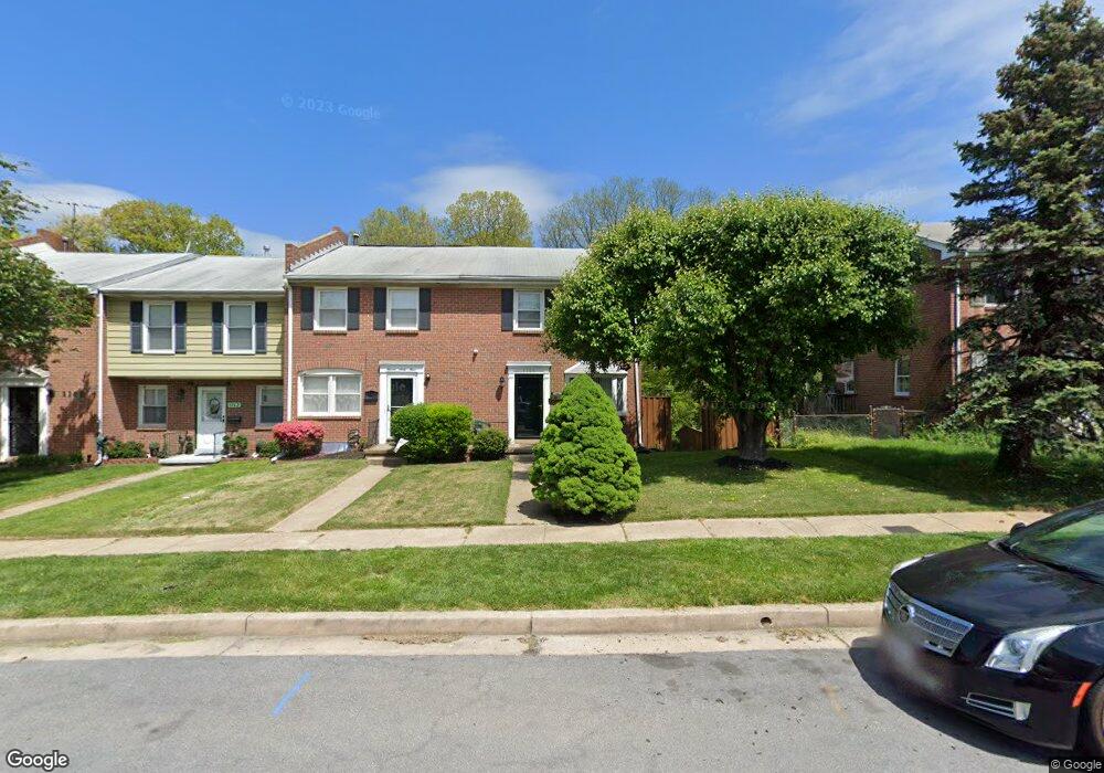 1166 Pelham Wood Rd, Parkville, MD 21234 - photo 1