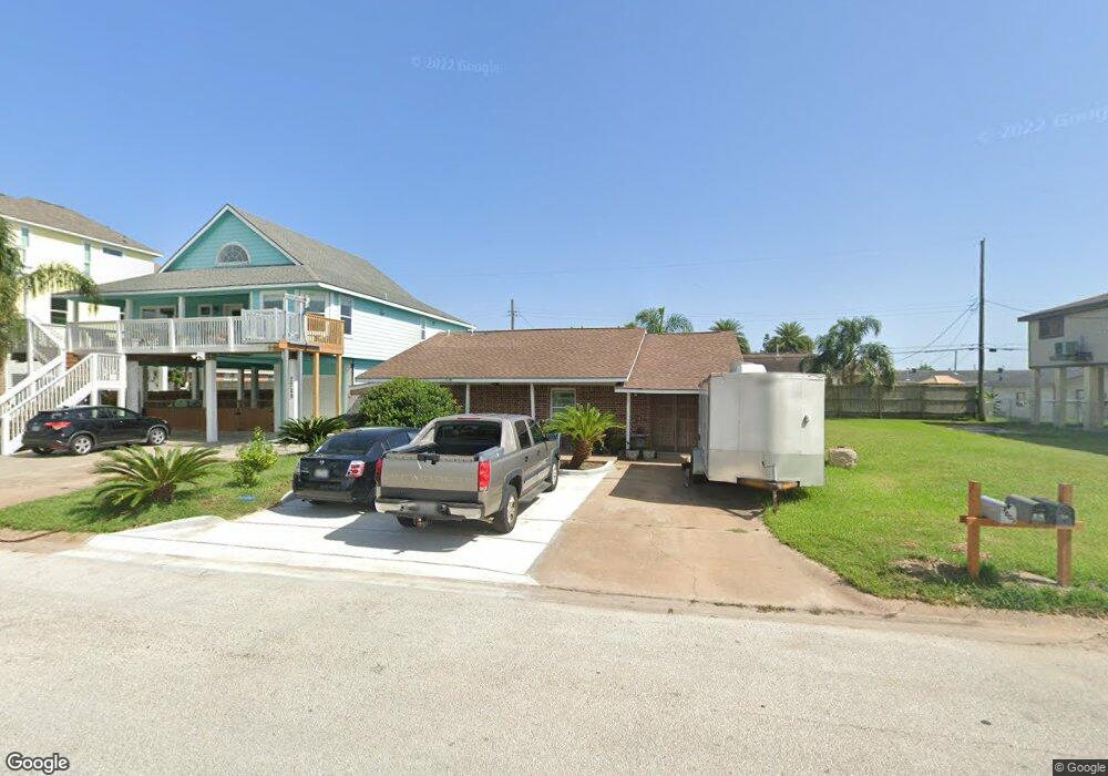 7805 Channelview Dr, Galveston, TX 77554 - photo 1